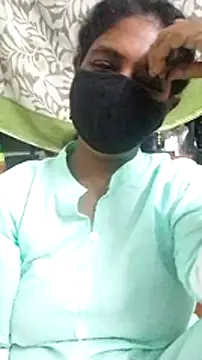 Snapshot of Tamil--Rani chatting on January 8, 2025, 4:44 pm Tamil--Rani online show from January 8, 2025, 4:44 pm