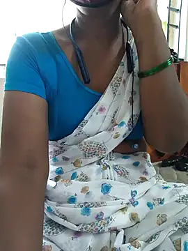 Snapshot of Tamil--Rani chatting on February 21, 2025, 8:29 am Tamil--Rani online show from February 21, 2025, 8:29 am