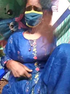 Snapshot of Tamil--Rani chatting on September 13, 2025, 3:34 pm Tamil--Rani online show from September 13, 2025, 3:34 pm