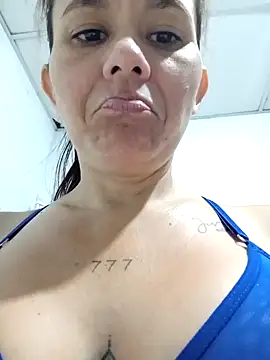 Snapshot of Magica_lorena chatting on February 21, 2025, 12:17 pm Magica lorena online show from February 21, 2025, 12:17 pm