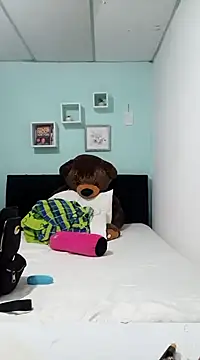 Snapshot of Magica_lorena chatting on March 7, 2025, 11:05 pm Magica lorena online show from March 7, 2025, 11:05 pm