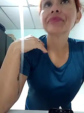 Snapshot of Magica_lorena chatting on October 10, 2025, 1:32 pm Magica lorena online show from October 10, 2025, 1:32 pm