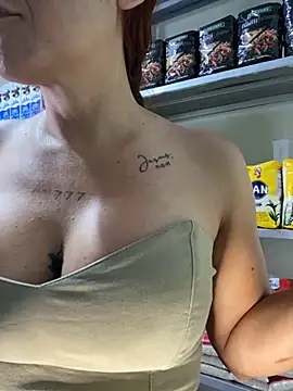 Snapshot of Magica_lorena chatting on October 29, 2025, 1:46 pm Magica lorena online show from October 29, 2025, 1:46 pm