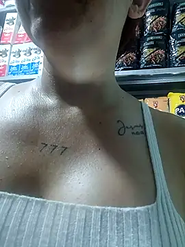 Snapshot of Magica_lorena chatting on December 4, 2025, 12:58 pm Magica lorena online show from December 4, 2025, 12:58 pm