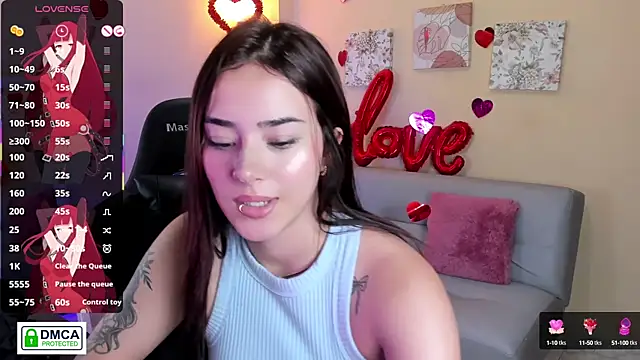 Veronica isaza   online show from February 25, 2025, 3:38 pm