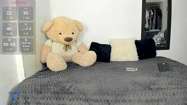 LittleParker online show from October 31, 2025, 12:28 pm