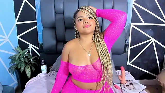 Snapshot of Adams_Cloe chatting on February 22, 2025, 1:02 pm Adams Cloe online show from February 22, 2025, 1:02 pm