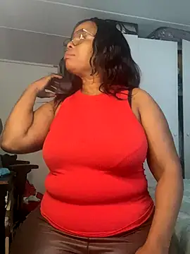 Snapshot of Nomthie chatting on November 28, 2025, 3:58 pm Nomthie online show from November 28, 2025, 3:58 pm