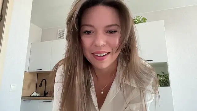 Snapshot of Victoria1Love chatting on September 15, 2025, 11:21 am Victoria1Love online show from September 15, 2025, 11:21 am