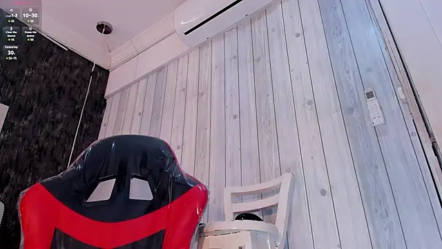 Snapshot of RicoBrown777_ chatting on January 28, 2025, 6:49 am RicoBrown777 online show from January 28, 2025, 6:49 am