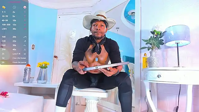 Snapshot of RicoBrown777_ chatting on March 20, 2025, 3:56 am RicoBrown777 online show from March 20, 2025, 3:56 am