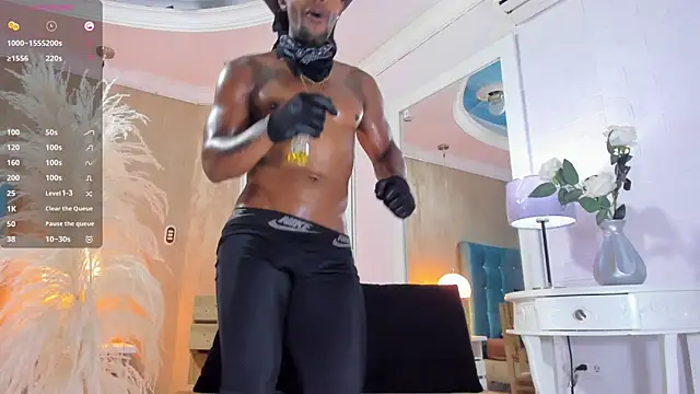 Snapshot of RicoBrown777_ chatting on September 17, 2025, 4:25 am RicoBrown777 online show from September 17, 2025, 4:25 am