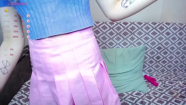 Olivia Graceee online show from December 22, 2024, 9:33 am