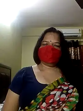 Snapshot of IndianAngle chatting on December 17, 2024, 2:55 pm IndianAngle online show from December 17, 2024, 2:55 pm