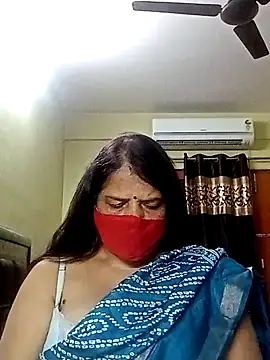 Snapshot of IndianAngle chatting on December 20, 2024, 7:28 pm IndianAngle online show from December 20, 2024, 7:28 pm