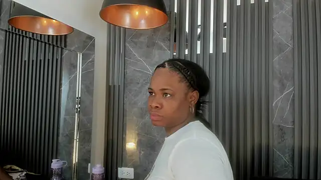 SaraiEvans online show from February 8, 2025, 3:19 am