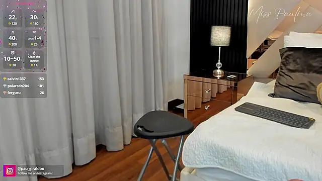 misspaulinaa online show from January 29, 2025, 2:51 am