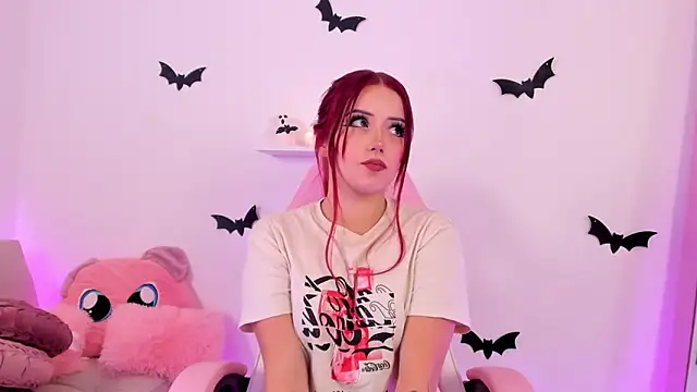 misspaulinaa online show from October 20, 2025, 12:22 am