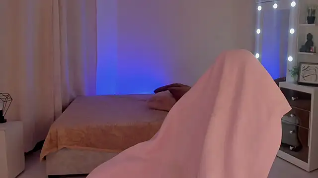 Snapshot of SavannahWildee chatting on January 22, 2025, 8:28 pm SavannahWildee online show from January 22, 2025, 8:28 pm