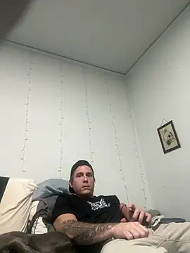 Snapshot of Lambo1991 chatting on October 28, 2025, 1:09 am Lambo1991 online show from October 28, 2025, 1:09 am