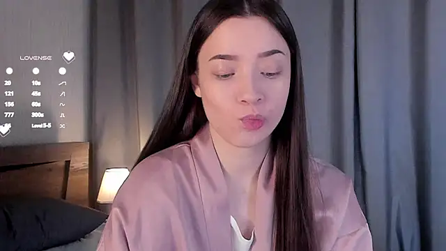 Snapshot of LowOncoming chatting on January 10, 2025, 1:10 am LowOncoming online show from January 10, 2025, 1:10 am