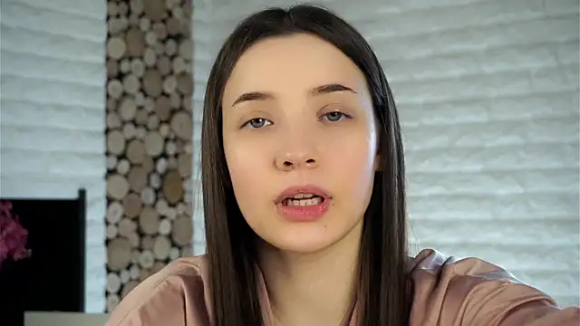 Snapshot of LowOncoming chatting on January 25, 2025, 7:17 am LowOncoming online show from January 25, 2025, 7:17 am