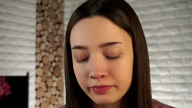 Snapshot of LowOncoming chatting on January 31, 2025, 2:48 am LowOncoming online show from January 31, 2025, 2:48 am