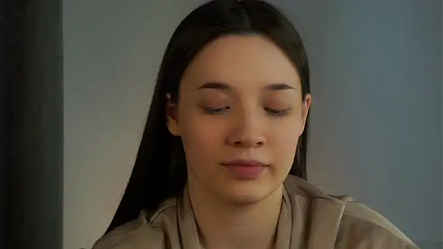 Snapshot of LowOncoming chatting on February 22, 2025, 3:45 am LowOncoming online show from February 22, 2025, 3:45 am