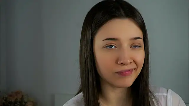 Snapshot of LowOncoming chatting on March 21, 2025, 6:16 am LowOncoming online show from March 21, 2025, 6:16 am