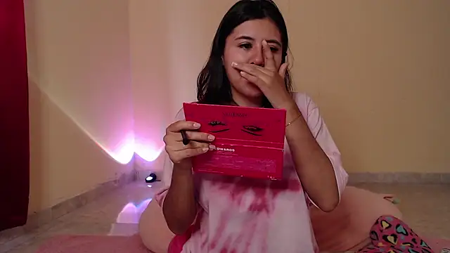  maiahairy  online show from January 29, 2025, 1:17 pm