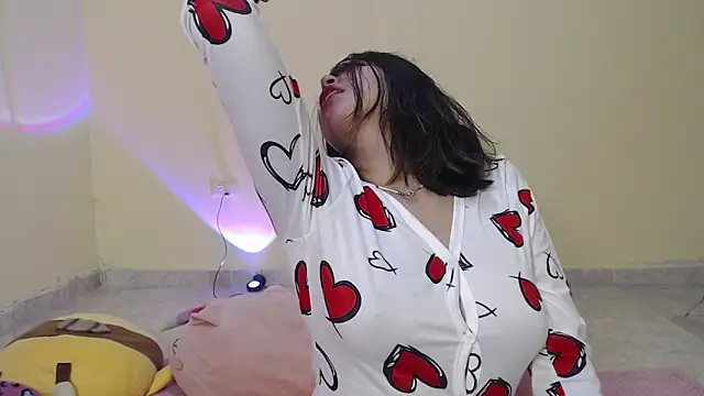  maiahairy  online show from February 27, 2025, 1:28 pm