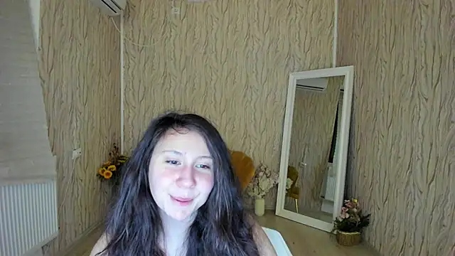 AishaRouhi online show from January 19, 2025, 3:29 am