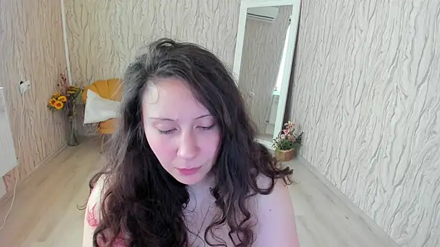 AishaRouhi online show from February 8, 2025, 9:56 am