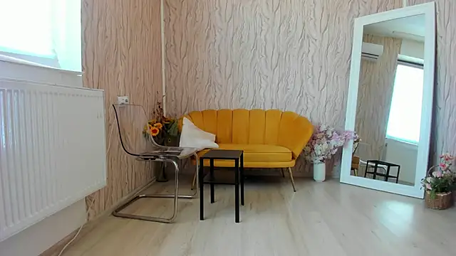 AishaRouhi online show from February 26, 2025, 10:26 am