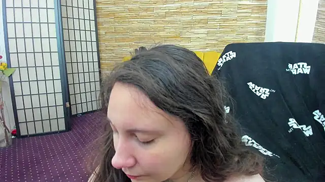 AishaRouhi online show from November 22, 2025, 5:50 am