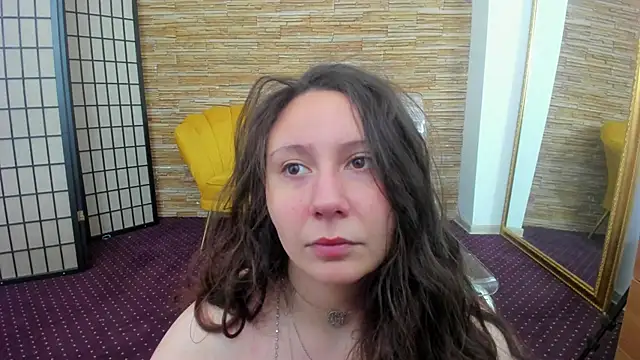 AishaRouhi online show from November 23, 2025, 5:40 am