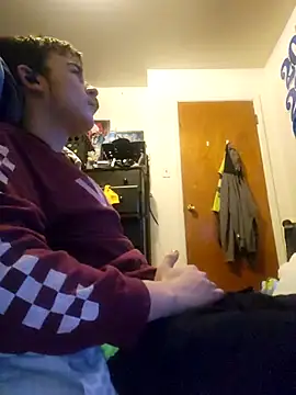 Snapshot of LovesickTheory6 chatting on October 15, 2025, 9:37 pm LovesickTheory6 online show from October 15, 2025, 9:37 pm