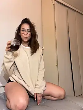 Snapshot of juanasnz99 chatting on January 3, 2025, 4:44 am juanasnz99 online show from January 3, 2025, 4:44 am