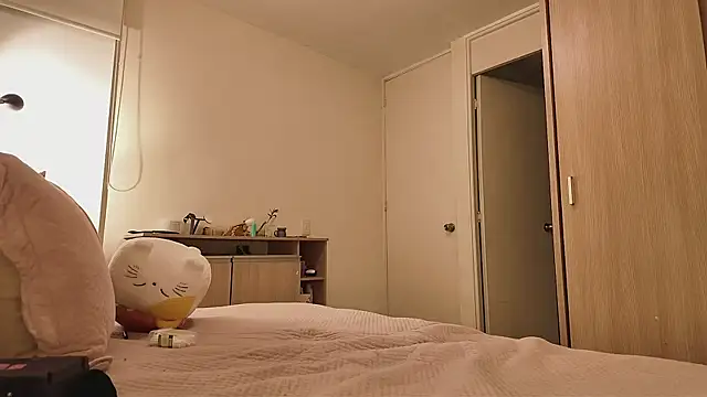 Snapshot of juanasnz99 chatting on October 19, 2025, 4:35 am juanasnz99 online show from October 19, 2025, 4:35 am