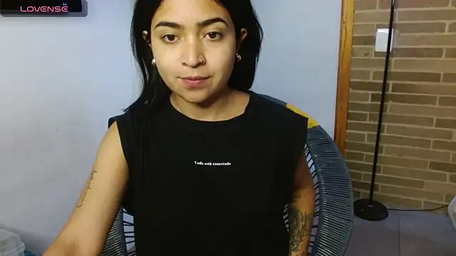 helenacyruss online show from November 9, 2025, 3:10 pm