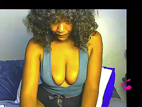 lilylovexx online show from November 17, 2025, 6:30 am