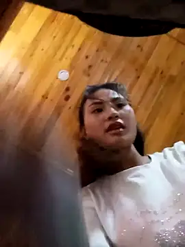 trieungoclnt online show from October 26, 2025, 6:52 am