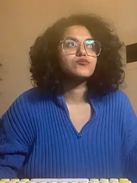 Snapshot of Curvydesifromgermany chatting on January 28, 2025, 6:17 pm Curvydesifromgermany online show from January 28, 2025, 6:17 pm