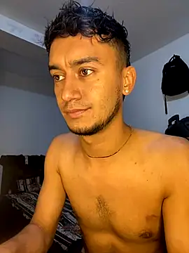 Kevin Torres online show from December 3, 2024, 9:23 pm