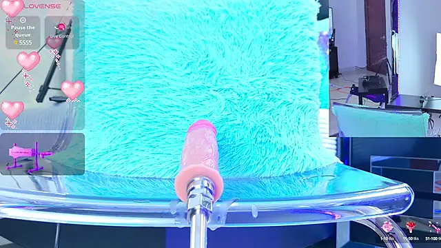 AuraRoss online show from March 12, 2025, 7:06 pm