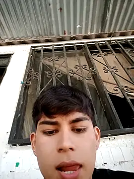 Lukas strong online show from September 23, 2025, 2:42 pm