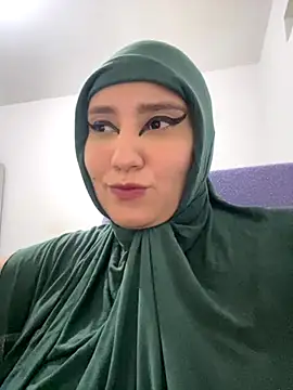 Snapshot of hannahayat chatting on October 27, 2025, 1:20 am hannahayat online show from October 27, 2025, 1:20 am