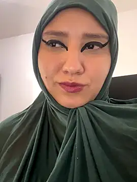 Snapshot of hannahayat chatting on November 1, 2025, 3:03 pm hannahayat online show from November 1, 2025, 3:03 pm