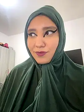 Snapshot of hannahayat chatting on November 14, 2025, 8:51 pm hannahayat online show from November 14, 2025, 8:51 pm