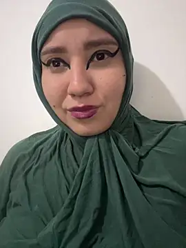 Snapshot of hannahayat chatting on December 14, 2025, 2:22 pm hannahayat online show from December 14, 2025, 2:22 pm